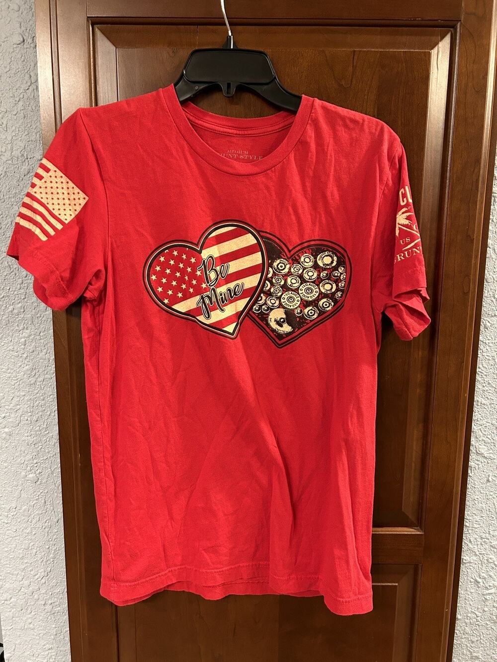 Club GRUNT STYLE BE MINE HEART AMMO T-SHIRT Valentines Day Red Size Medium